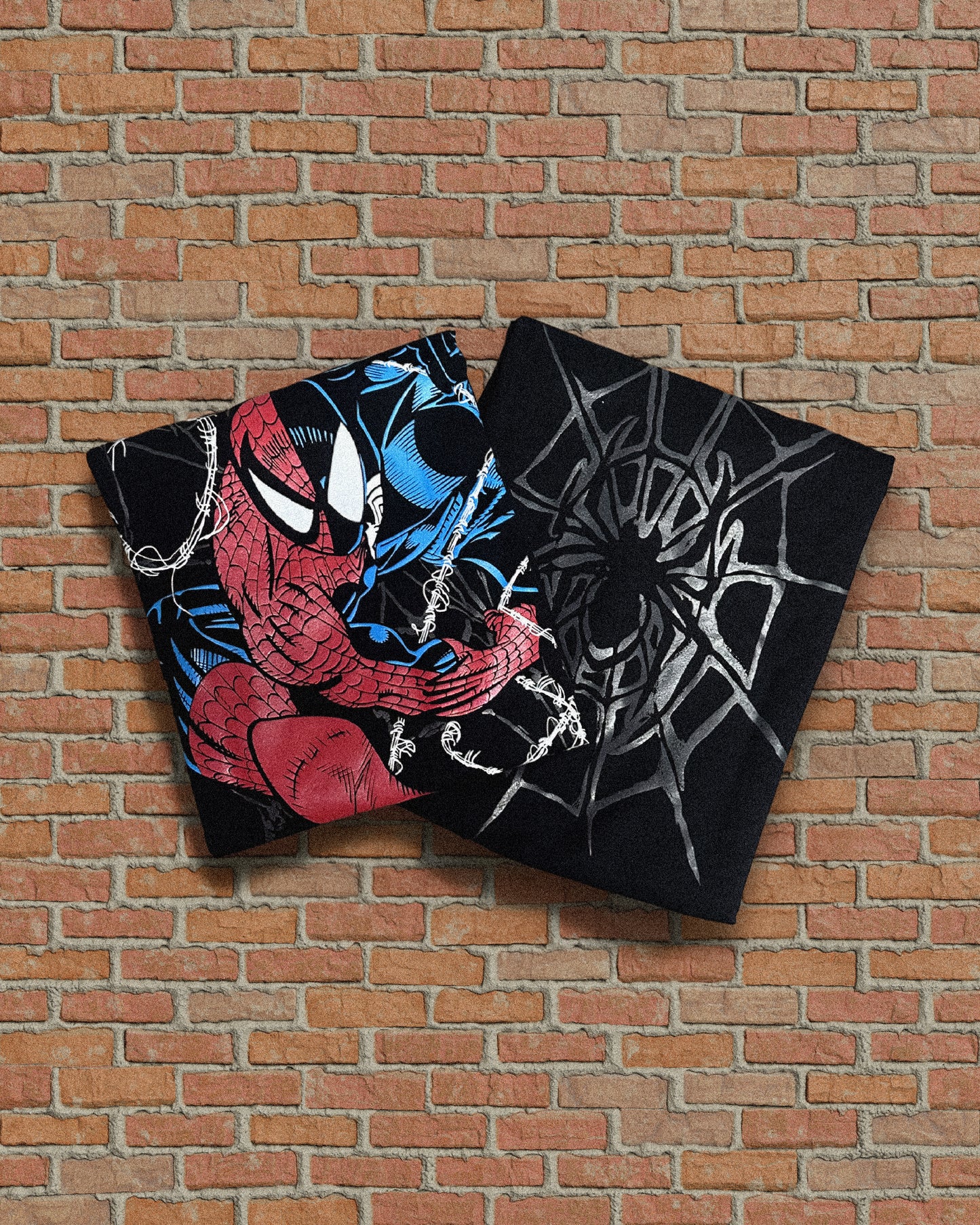 CREWNECK SHIRT - SPIDERMAN SYMBIOTE - BLACK