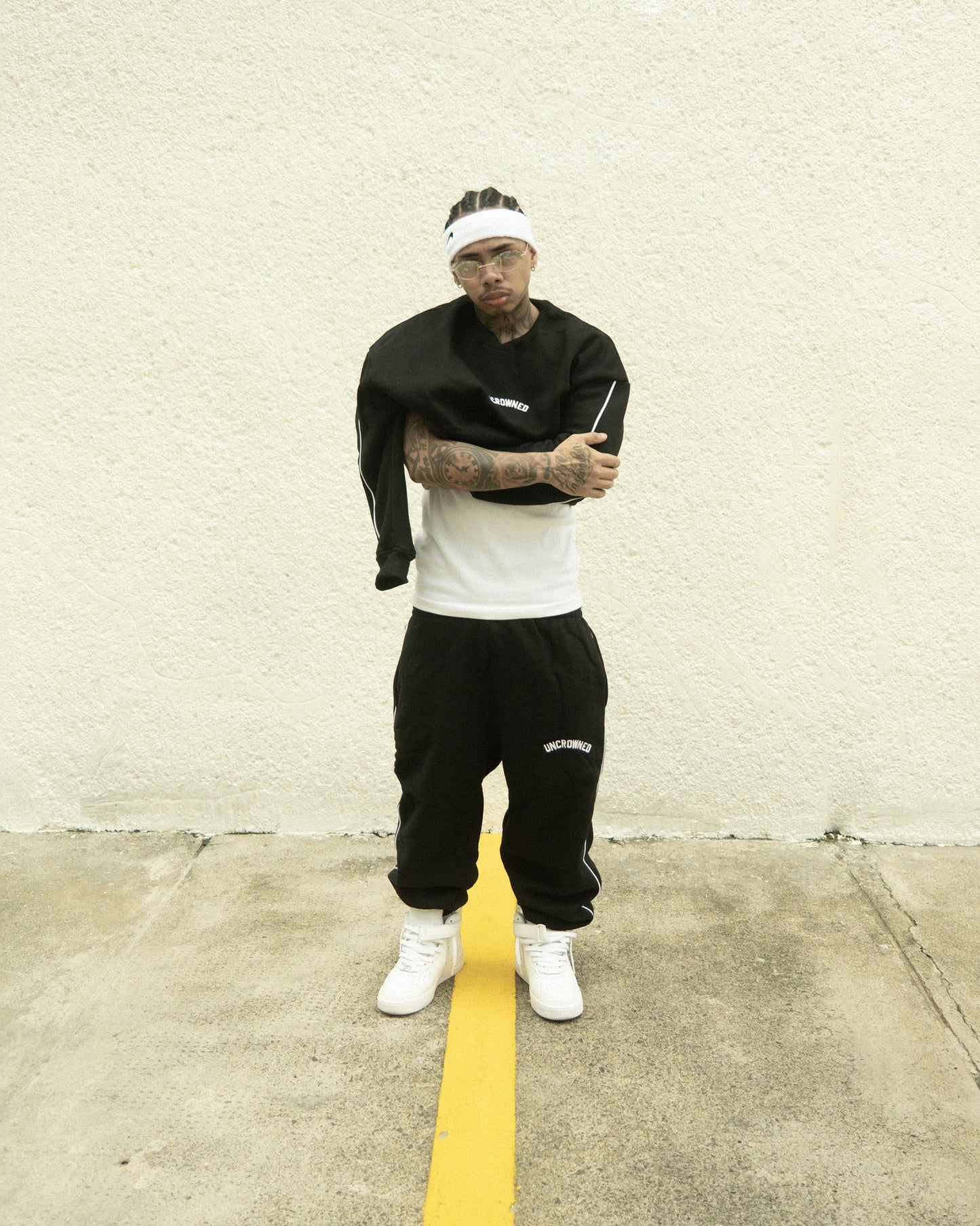 TRACKSUIT - PANTS - BLACK